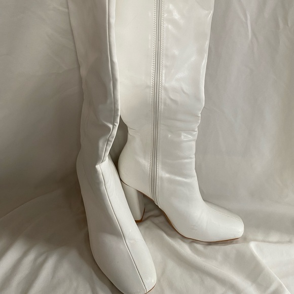 SOLD! - Picture 2 of 7